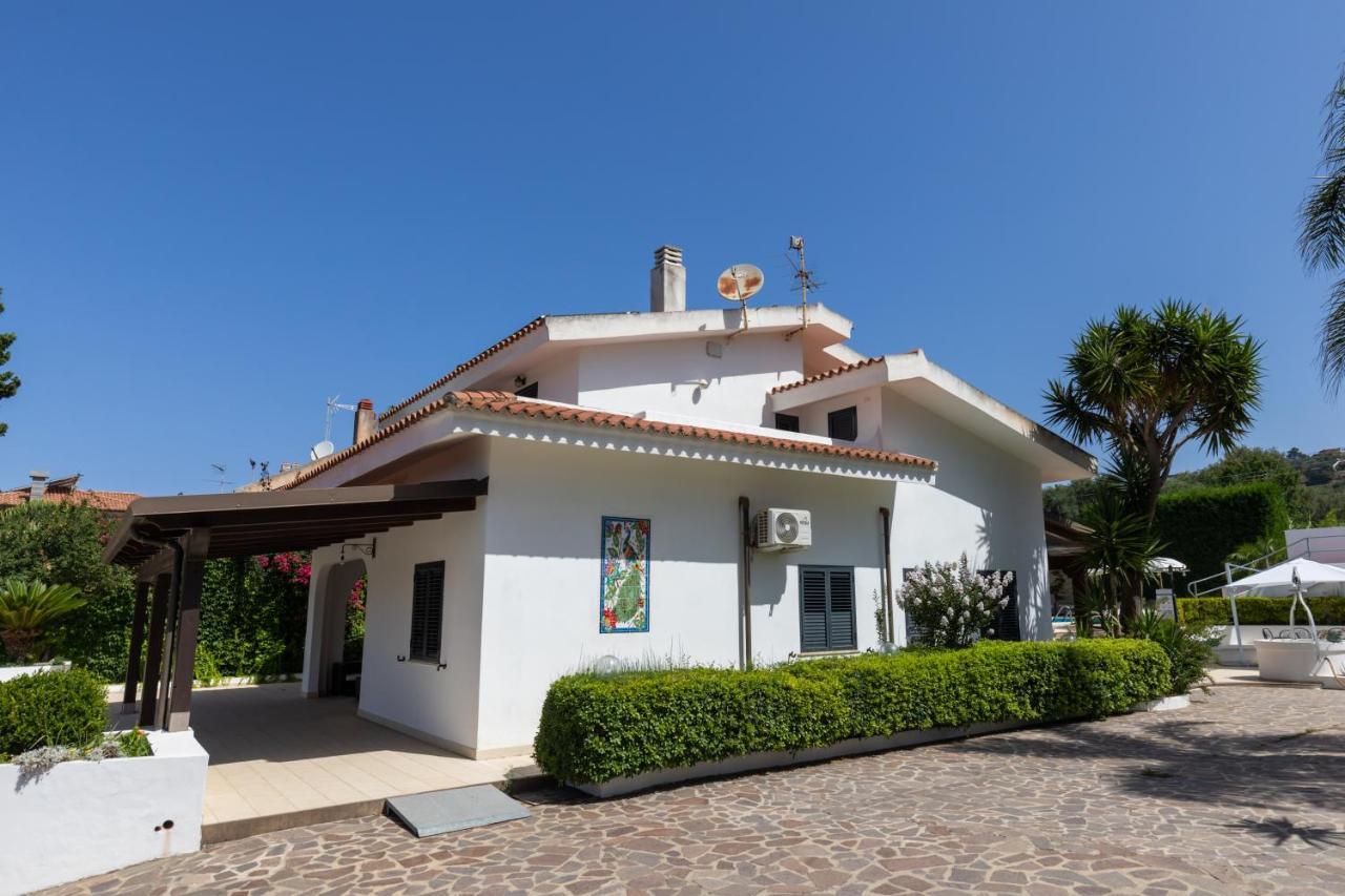Villa Kore, Capo Vaticano Exterior foto
